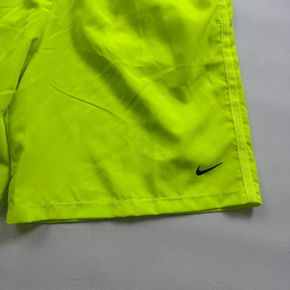 Nike Kids Dri-FIT Training Shorts Volt Neon Yellow DX5382-702 XL